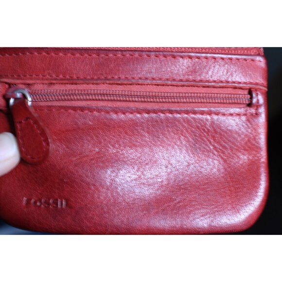 Fossil Red Genuine Leather Mini Coin Purse Wallet Zippers Pockets w/ Key Ring - Picture 4 of 10